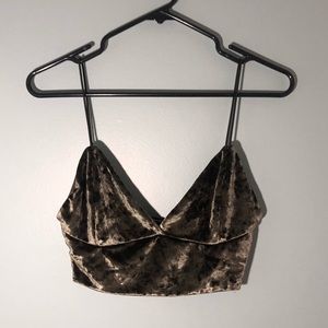 🌸 3/$15 Women’s Velvet Skirt Set Small 🌸